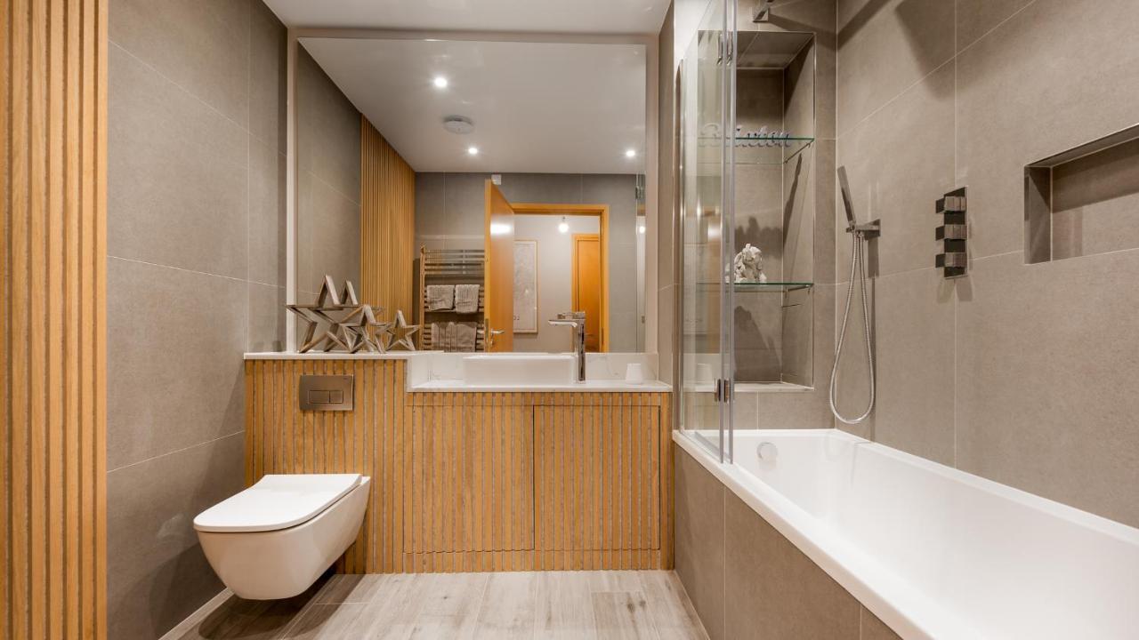 London'S Modern Nuance Apartment - Battersea Ngoại thất bức ảnh