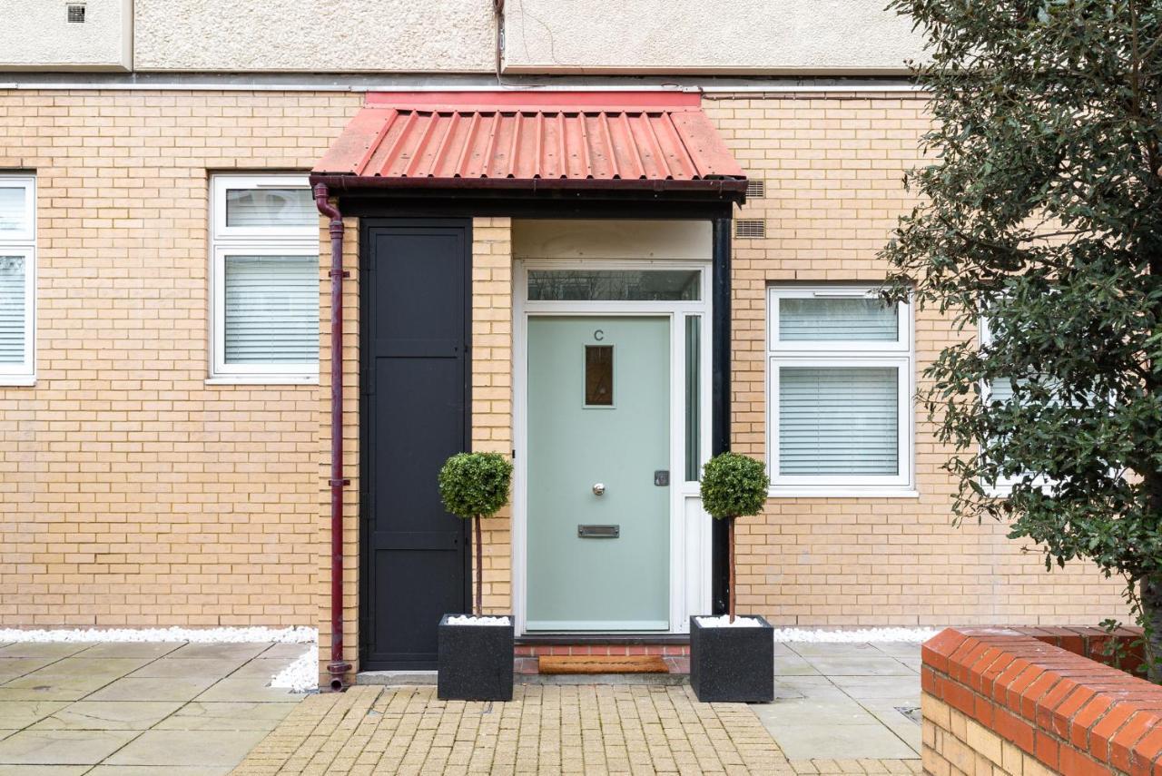 London'S Modern Nuance Apartment - Battersea Ngoại thất bức ảnh